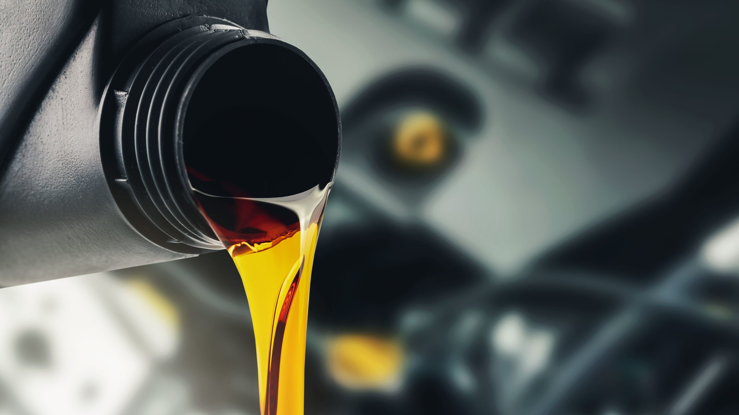 Trung Quốc hỗ trợ nhập khẩu dầu đẩy vàng đen đi lên