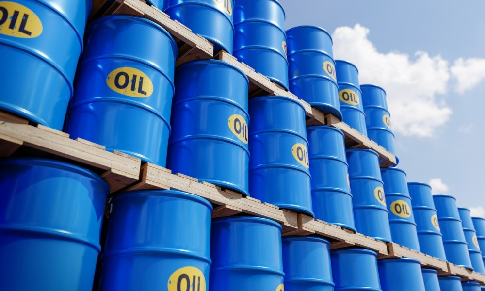 Giá dầu biến động trong bối cảnh nhu cầu suy yếu