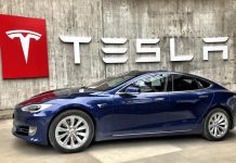 Có nên mua cổ phiếu Tesla?